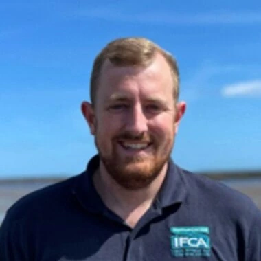 Portrait photo of Andrew Boon.